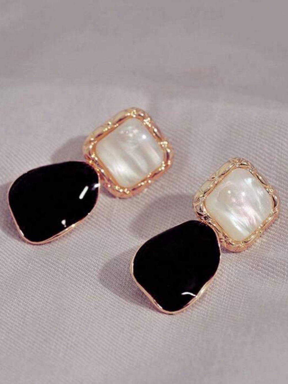 Gold Frame Black & White Drop Earrings